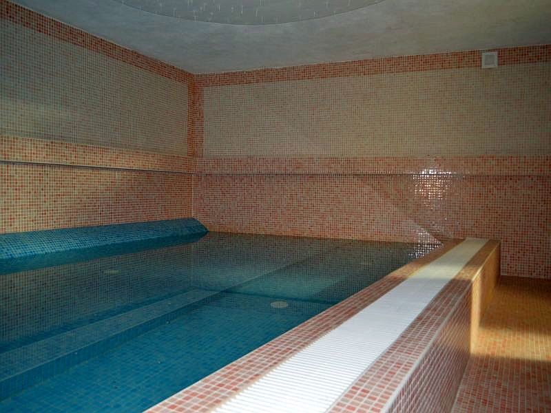 Piscina exterioara Club Vila Bran
