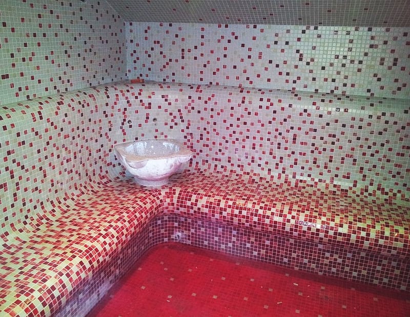 Piscina exterioara Club Vila Bran