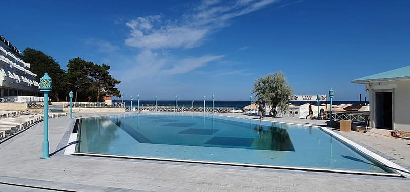 Piscine Phoenicia Blue View Resort