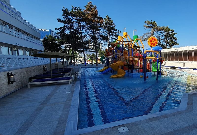 Piscine Phoenicia Blue View Resort