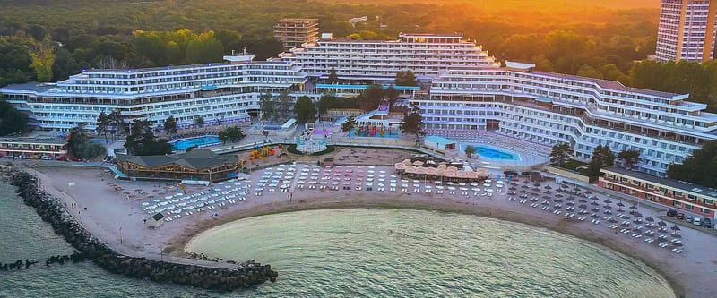 Piscine Phoenicia Blue View Resort