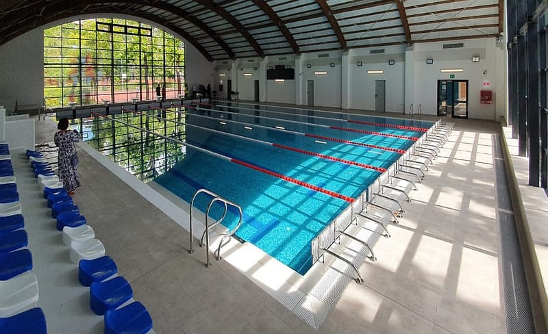 Bazin semiolimpic omologat Scoala 190 Bucuresti