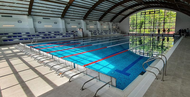 Bazin semiolimpic omologat Scoala 190 Bucuresti