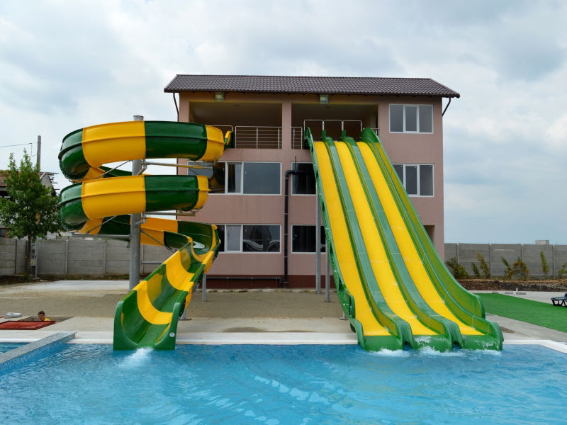 Complex La Nicole Ploiesti