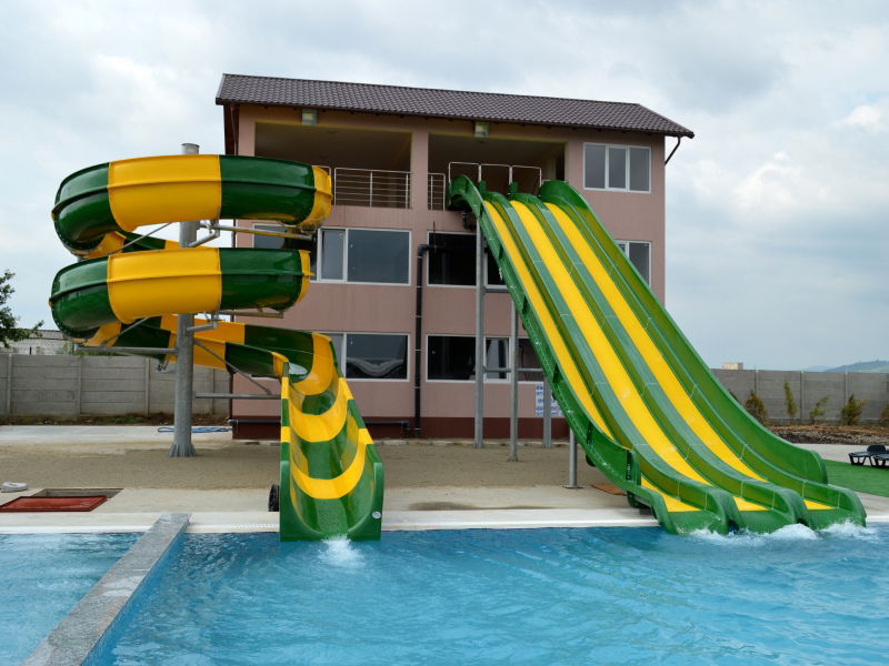 Complex La Nicole Ploiesti