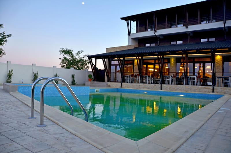 Piscina Pensiune Sara Focsani