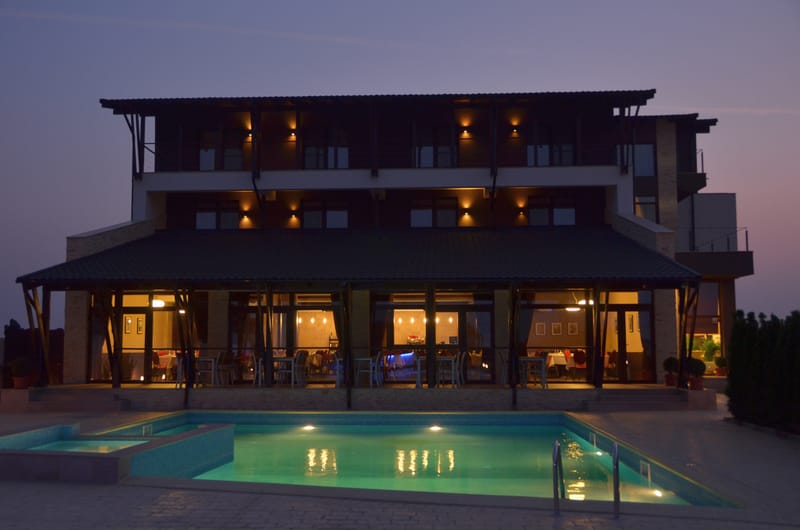 Piscina Pensiune Sara Focsani