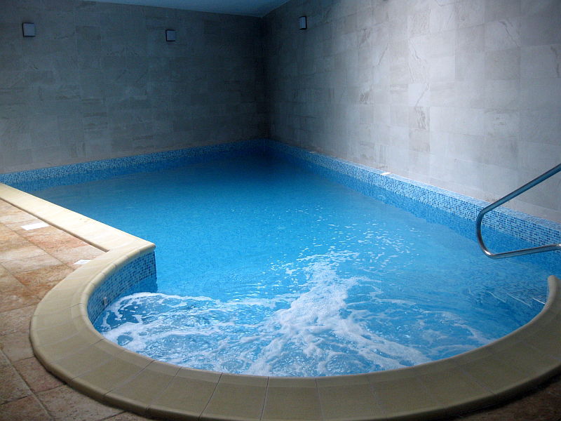 Piscina Hotel Carpati Predeal