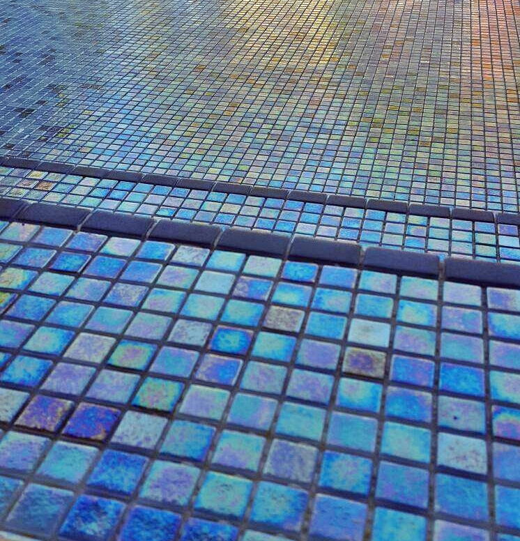 Piscina rezidentiala Tunari - placare EZARRY