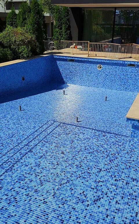 Piscina rezidentiala Tunari - placare EZARRY