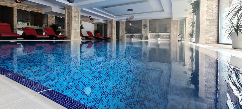 Piscina si saune Complex Azuga