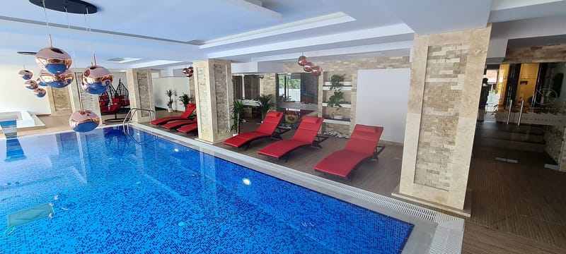 Piscina si saune Complex Azuga