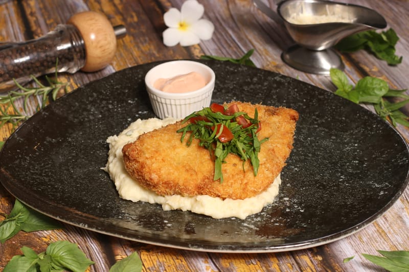 دجاج اشنيتسل  Pollo  schnitzel