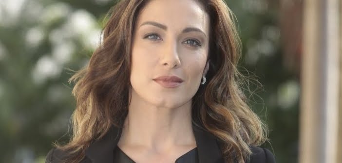 Fernanda comanda a live de "As Aventuras de Poliana"
