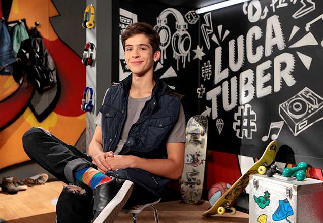 Luca Tuber grava vídeo especial para Dia dos Pais