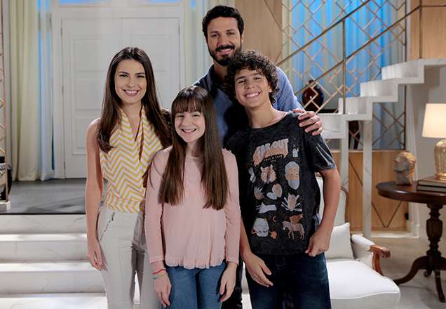 Nesta Sexta:Marcelo, Luísa, João e Poliana fazem viagem juntos