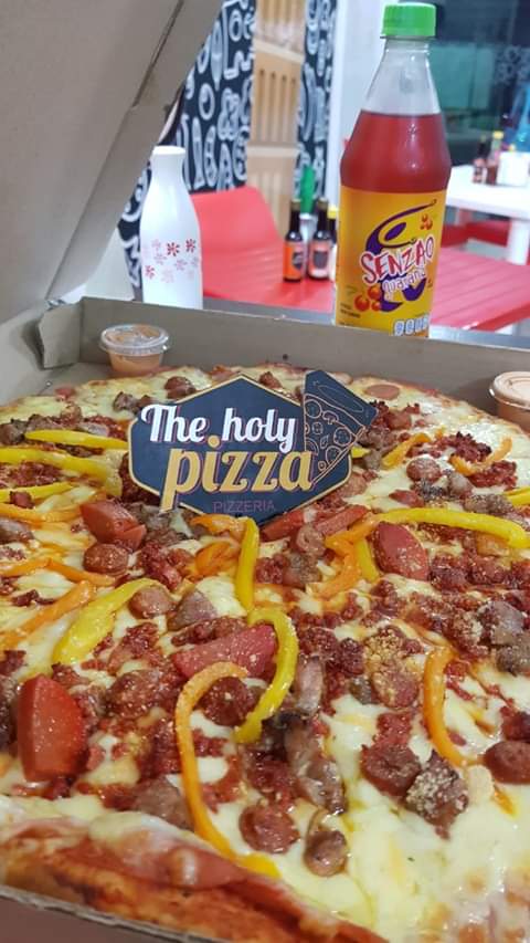 THE HOLY PIZZA