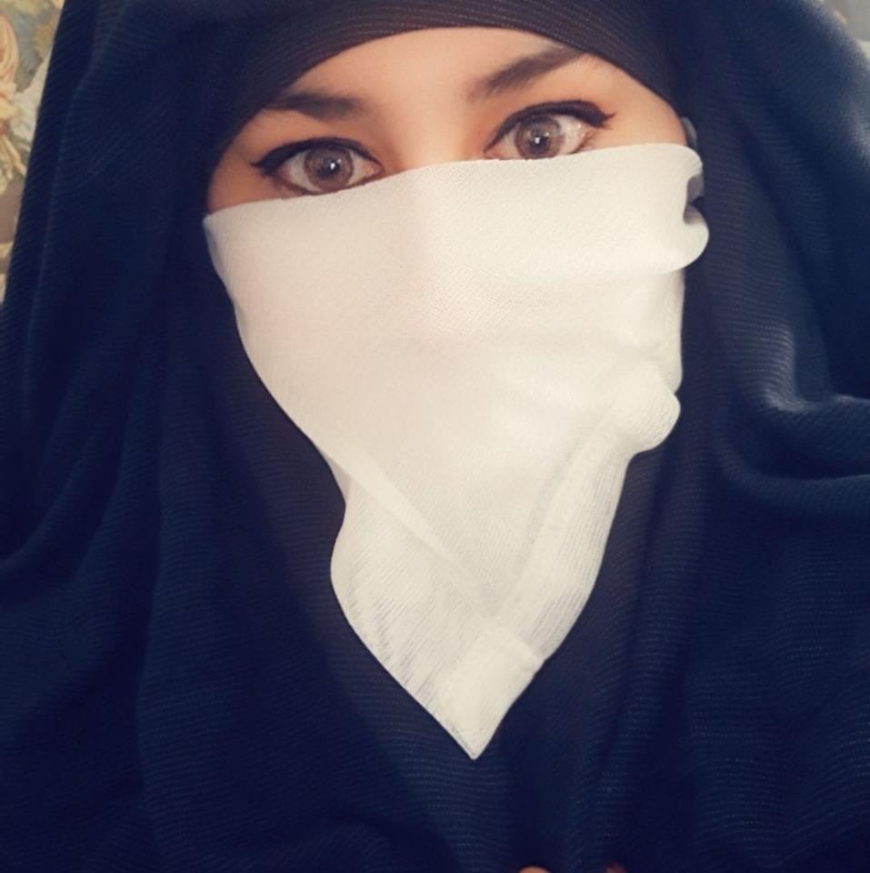 الملاية القسنطينية لباس المرأة الأصيلة وملهمة فناني المالوف