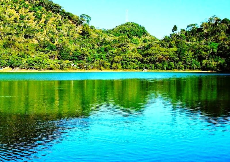 Lagos y Lagunas