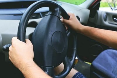 Cómo alquilar un autos en Perú: Una guía para el conductor