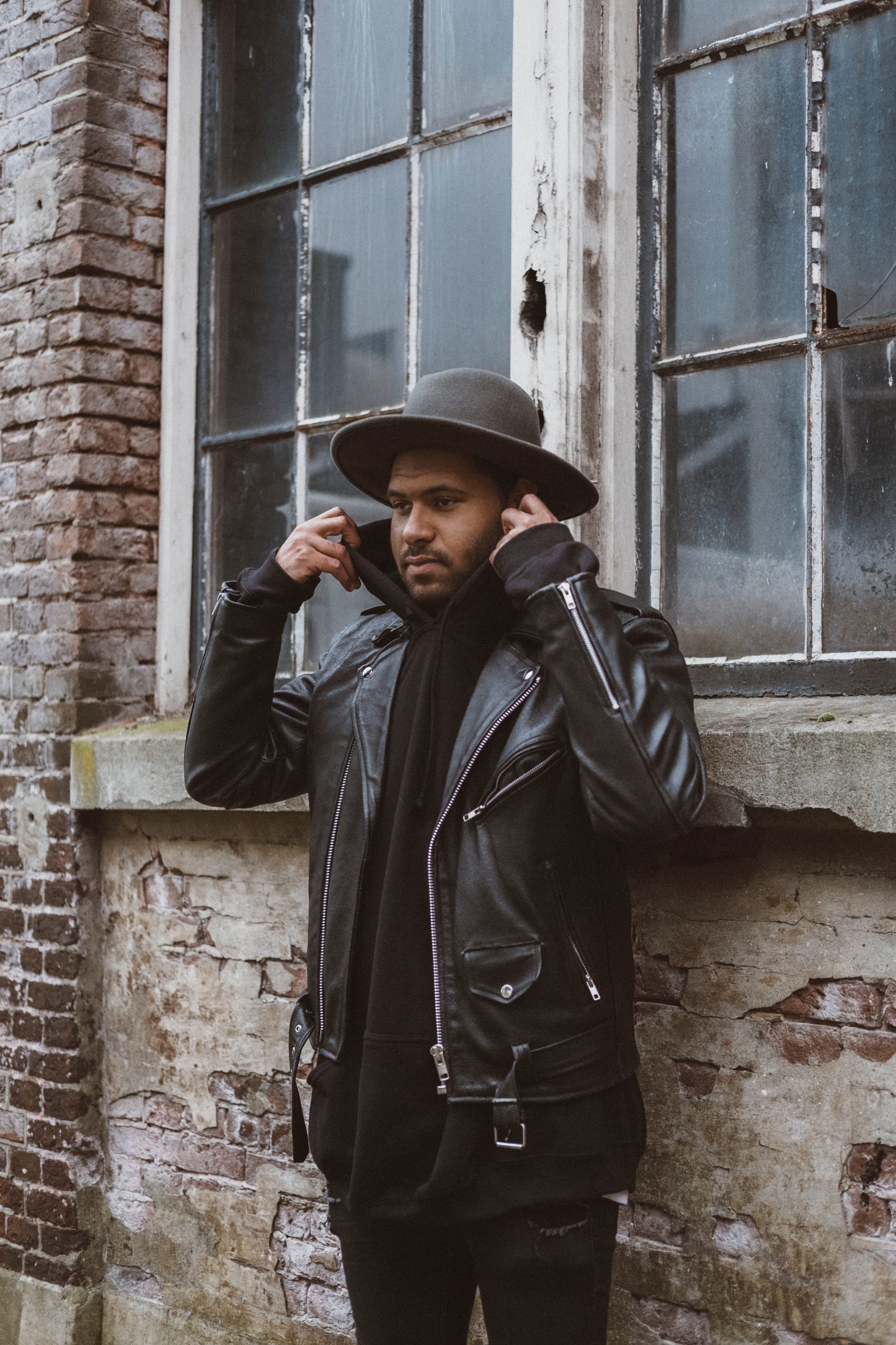 Etebooks. MEN LEATHER COATS-HOW TO FIND MEN LEATHER COATS