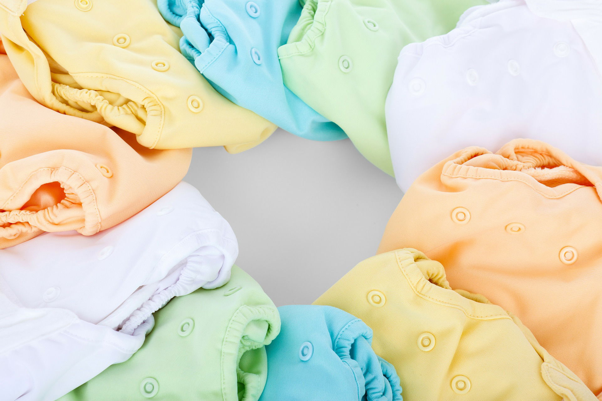 Etebooks.com-Buying Baby Clothes At A Discount