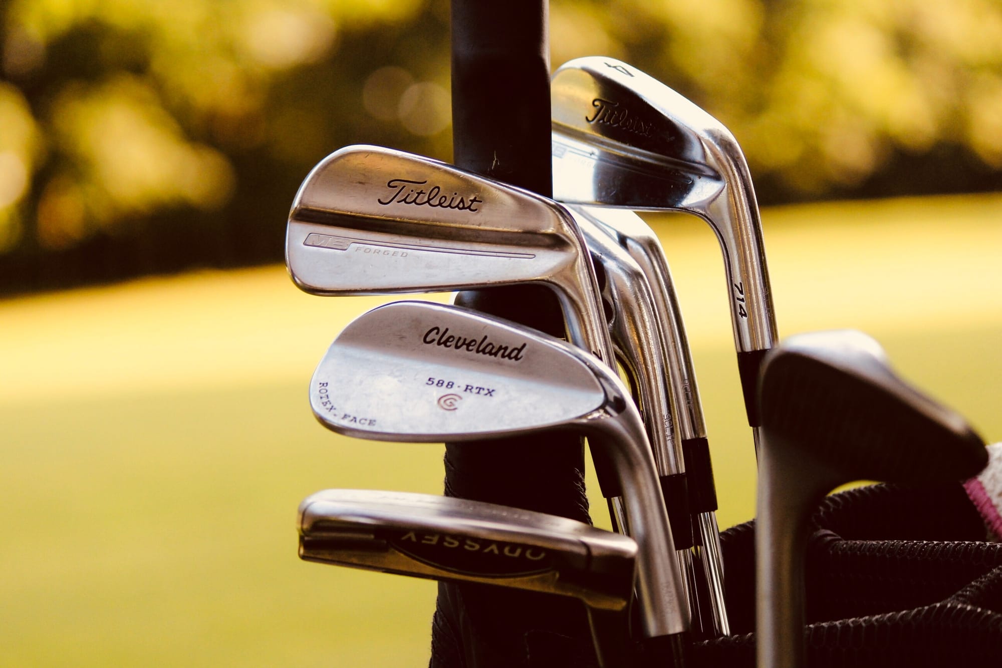 Etebooks.com Offers Ideas And Tips-The Rich Dont Need Golf Discounts – Do They?