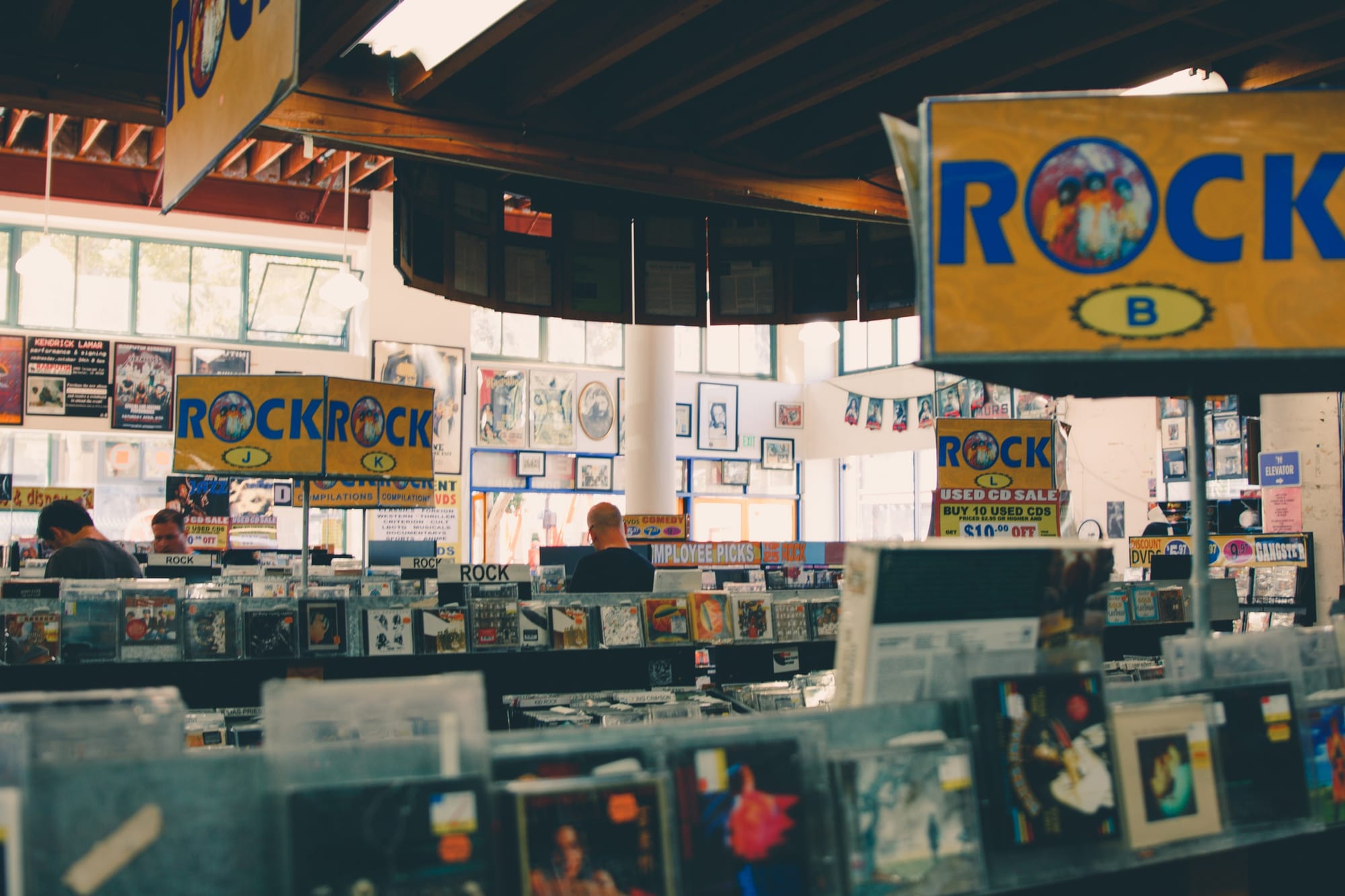 Etebooks.com Offers Ideas And Tips-Shopping With Coupon Books: Are They Worth The Price