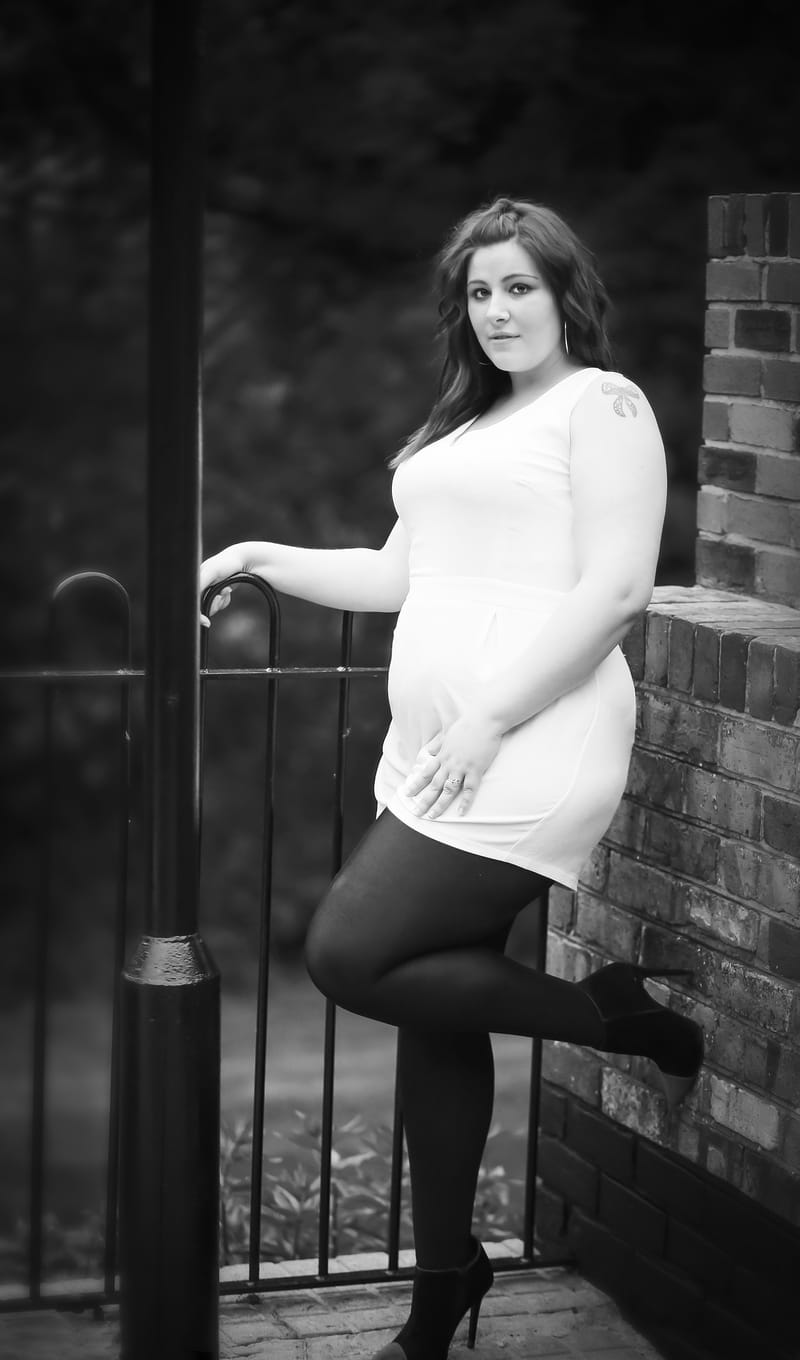 Etebooks.com-Plus Size Fashion Classically Simple