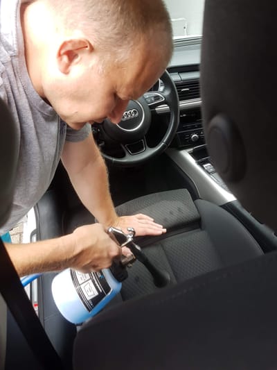 Über uns image