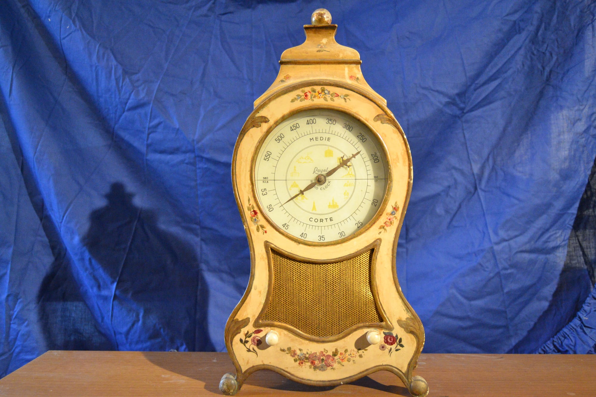 royal radio clock Milano