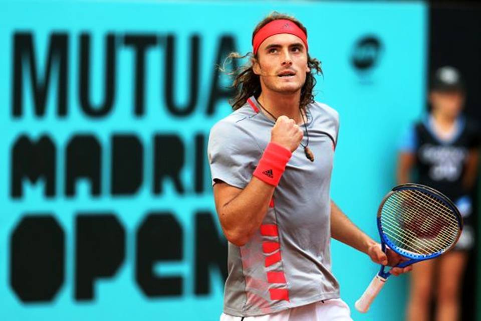 Tsitsipas fue rescatado por su padre de morir ahogado en una corriente de resaca en 2016.