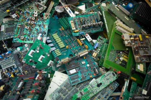 Reciclaje de Aparatos Electrónicos y Eléctricos 📺📱