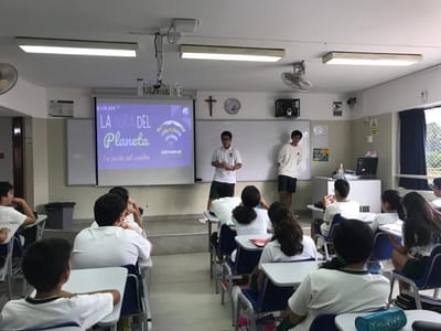 Sensibilización sobre la Hora del planeta