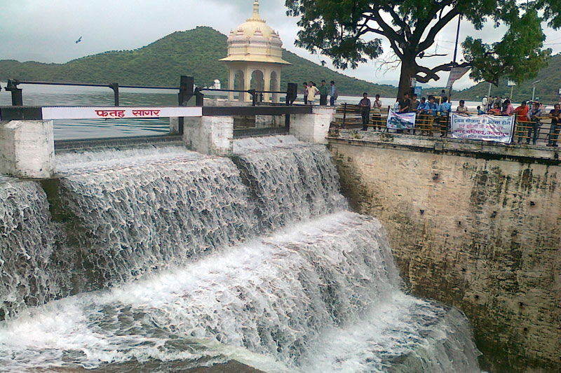 Fateh Sagar Lake