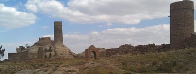 حول image