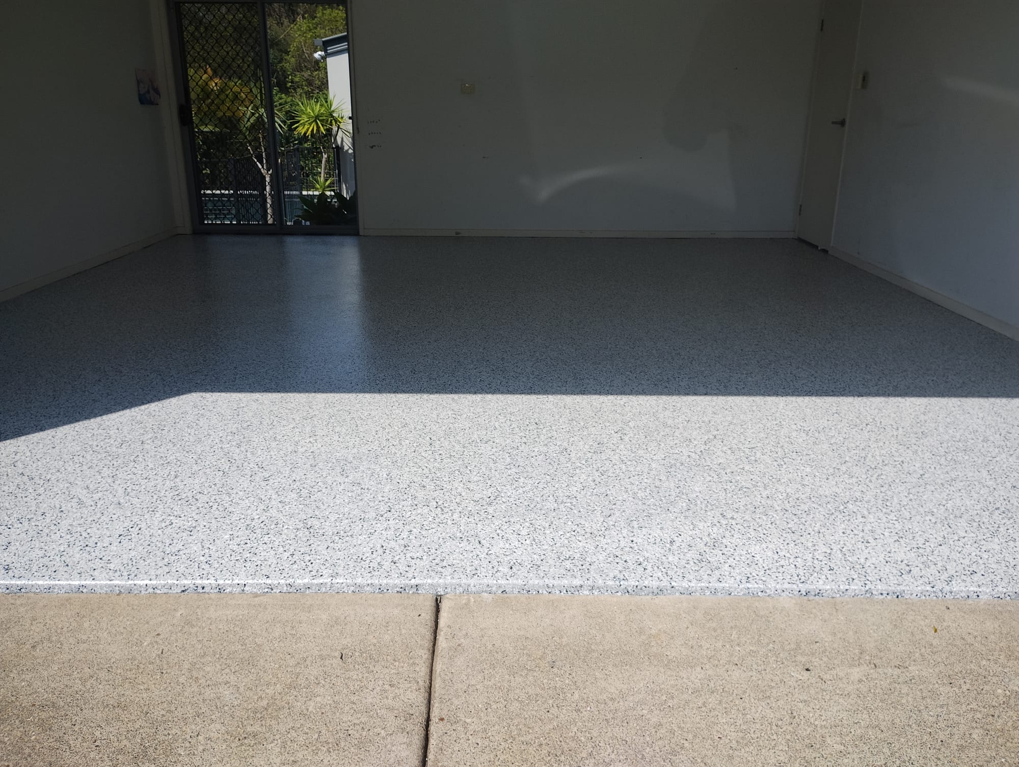 Epoxy Flake Flooring