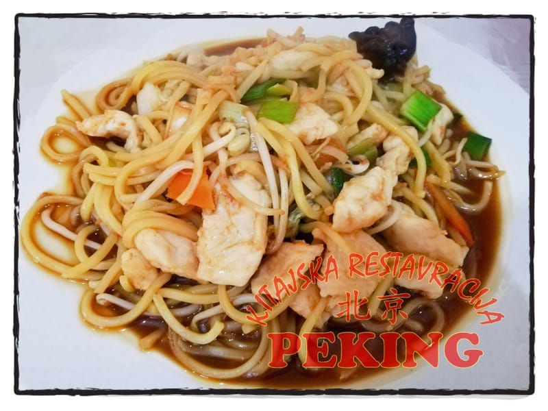 M6. Rezanci s piščančjim chopsuijem