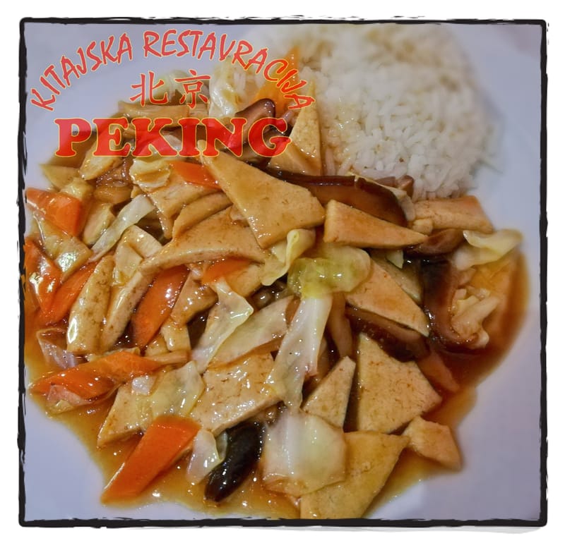 S73. Tofu z bambusom in gobami