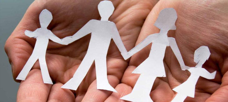 ASSISTENTE SOCIALE: AIUTO O ROVINA FAMIGLIE?