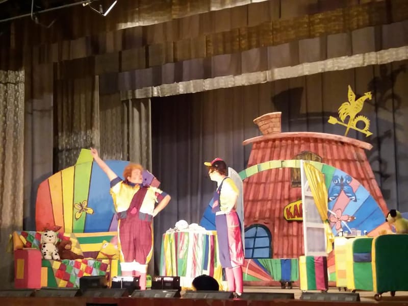 Перегляд вистави та візит до музею у Мостиськах учнів 1-4 класів Берегівського НВК