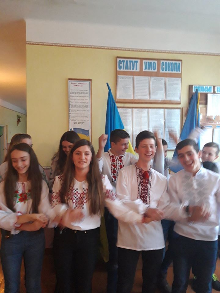 «Україна – країна гідності і свободи»