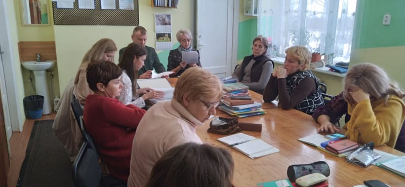 У Берегівському ЗЗСО І-ІІ ступенів проведено засідання педагогічної ради