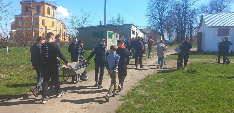 весняна екологічна толока.