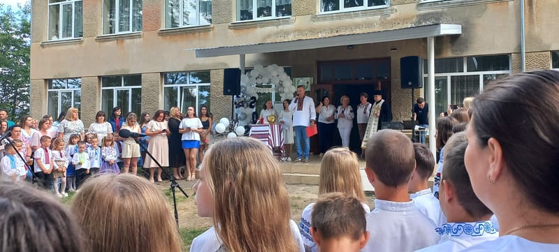 7 червня для учнів Берегівського ЗЗСО І-ІІ ступенів переливами дзвінкоголосого дзвоника завершився навчальний рік.