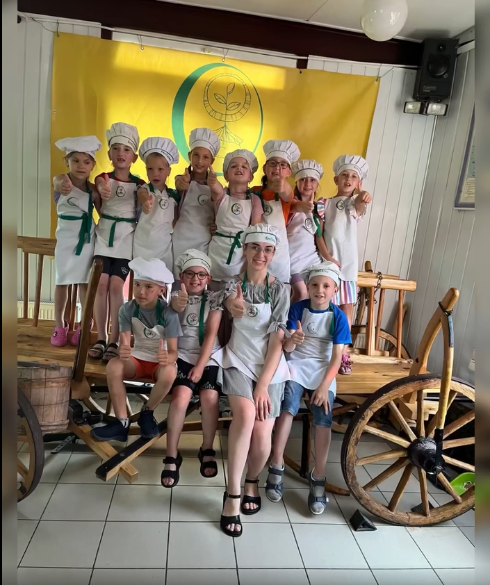 відвідали садибу "ЕкоТатко" у с. Шегині Яворівського району, Львівської області