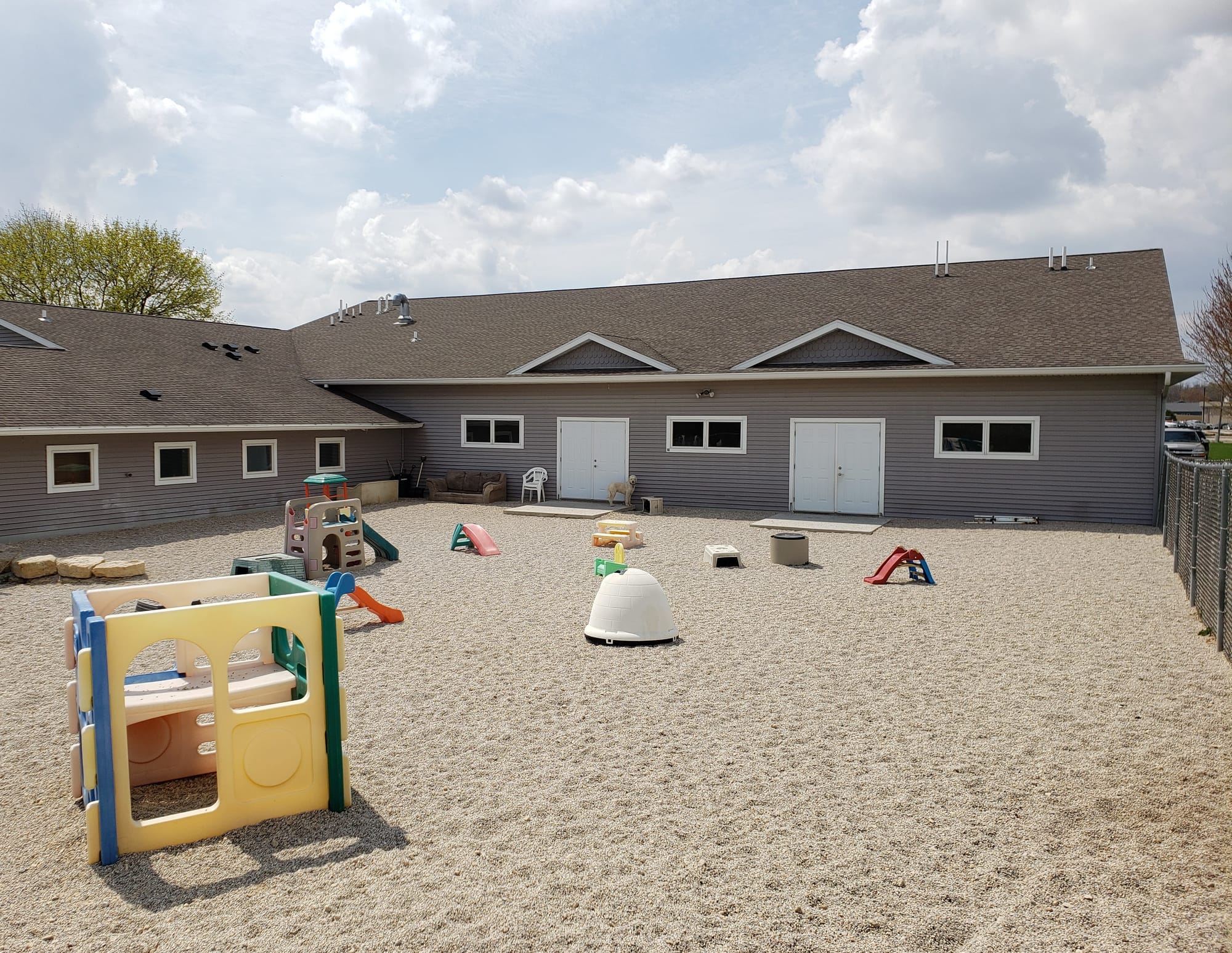 Hound Huddle Outdoor Play Space