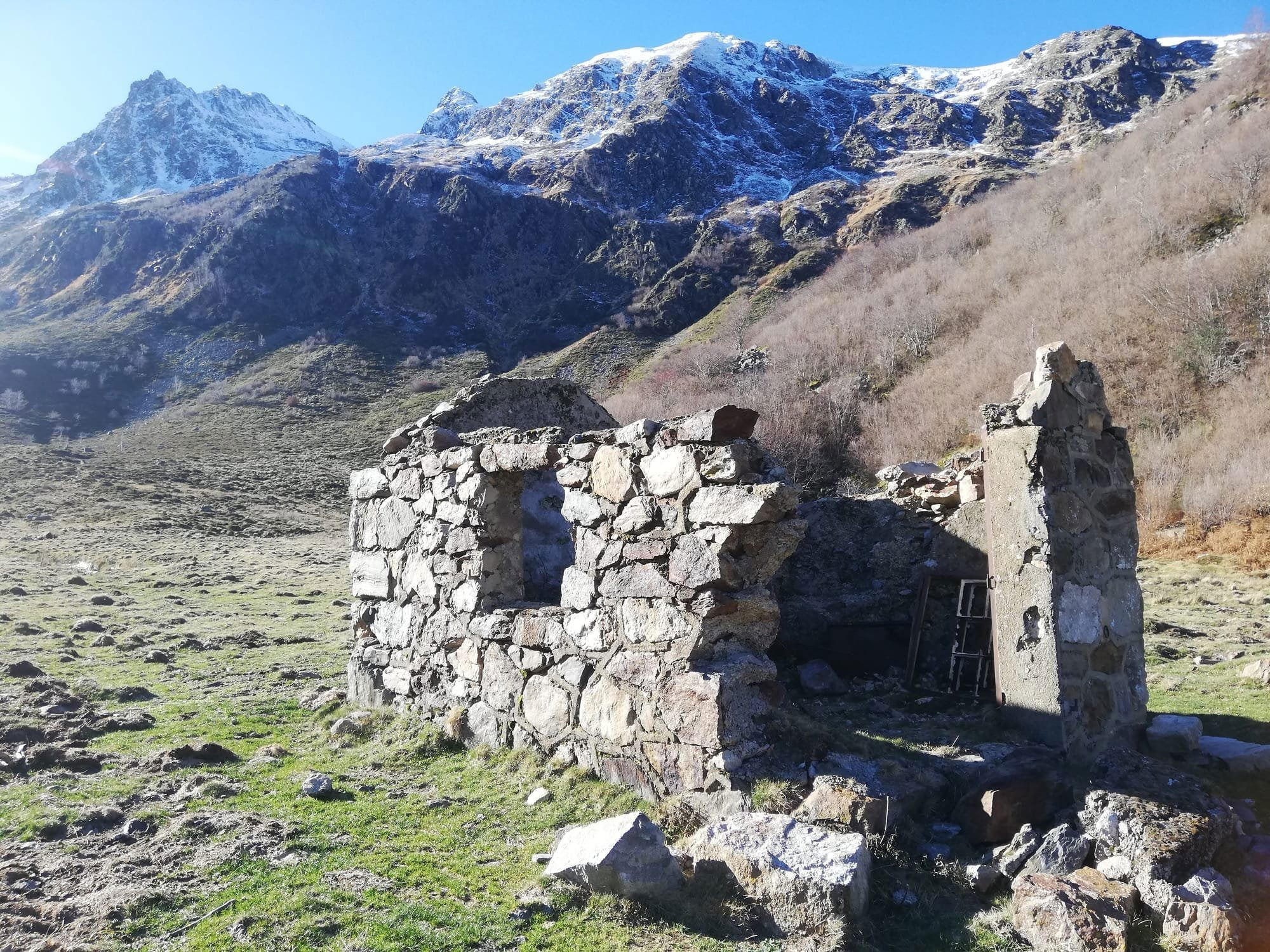 CABANE DE LA DOULE