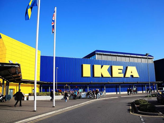 Cách quảng cáo táo bạo của IKEA: Bảo khách hàng… đi tiểu lên tờ quảng cáo của mình