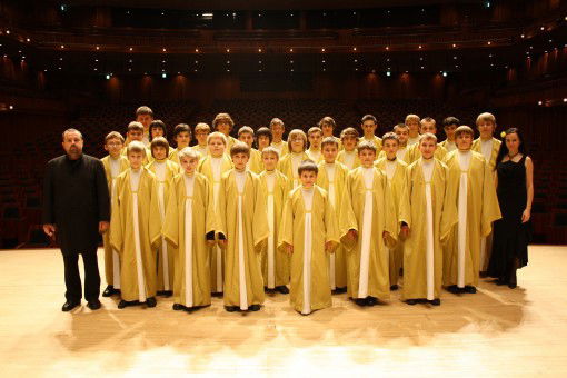 Meeting the Challenges of Singing in a Choral Group